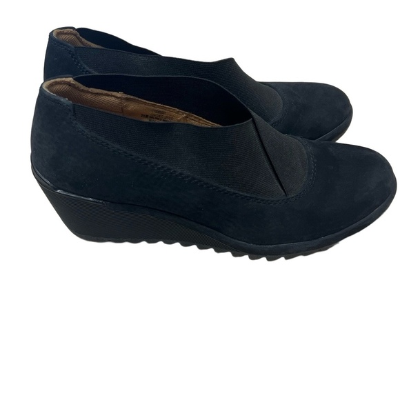 COMFORTIVA Womens Size 9.5 M Black Suede Wedge Slip On Memory Foam Retail $110 - Picture 2 of 7